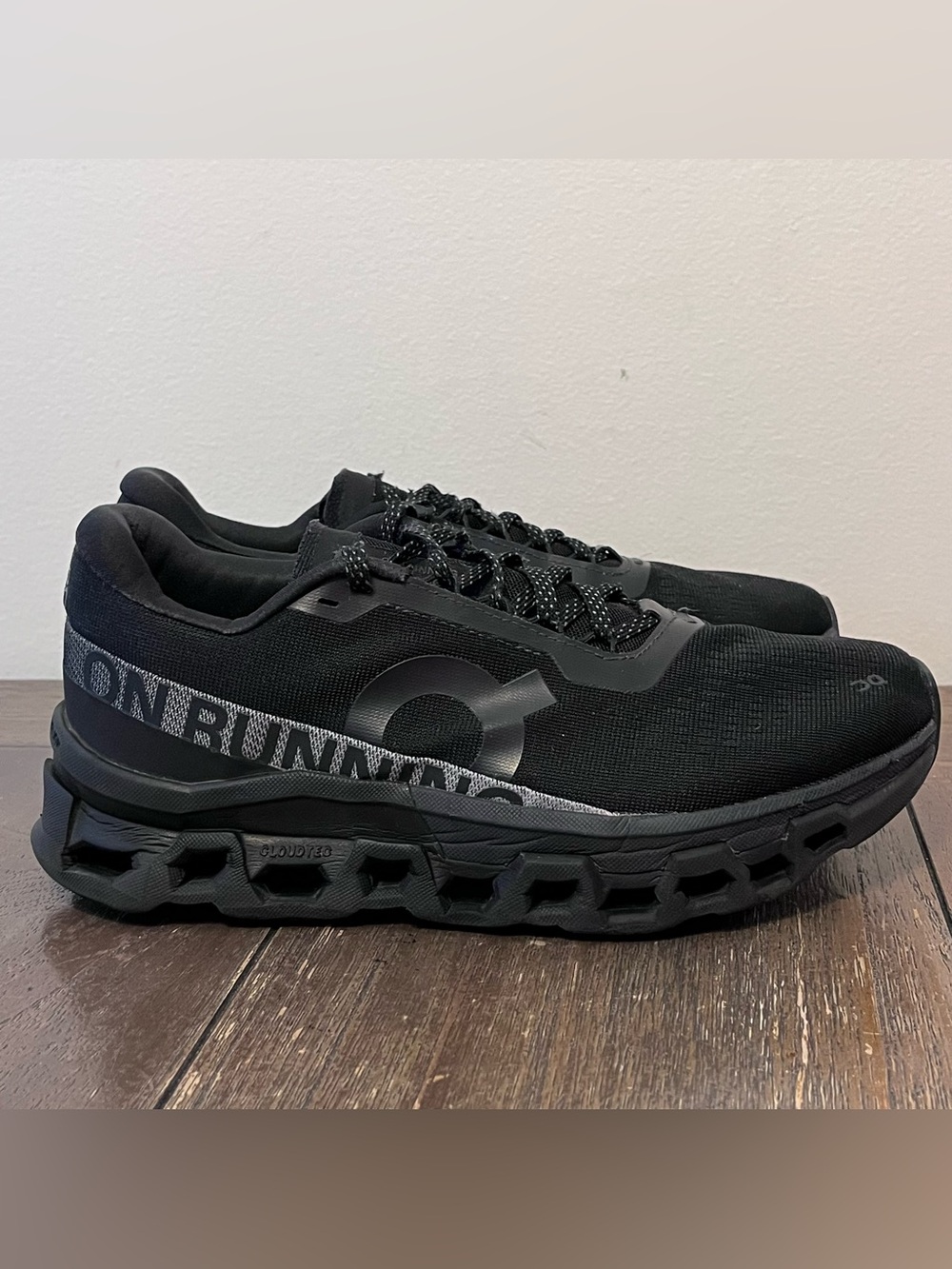 On Cloudmonster Black Sneakers Womens 9.5 - Picture 6 of 13